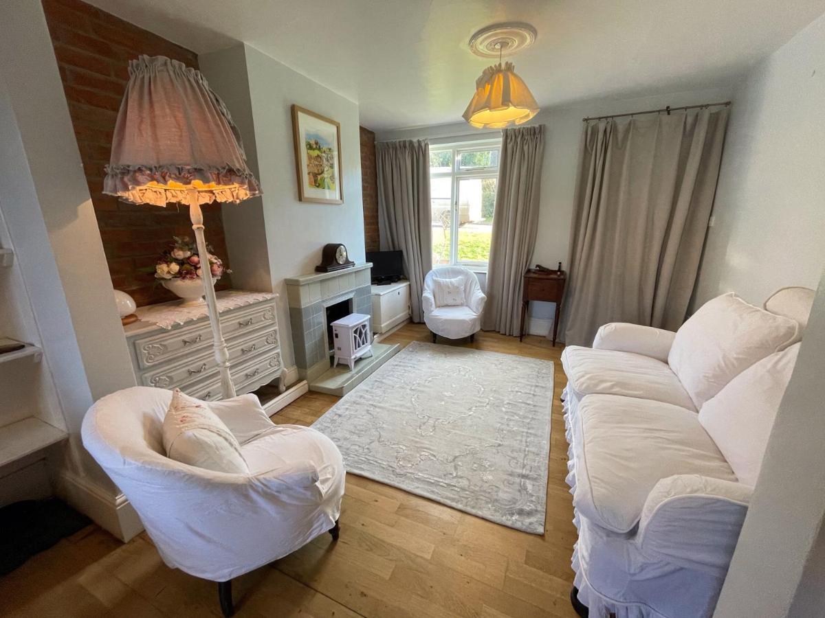 Villa Meadow View à Banbury Extérieur photo